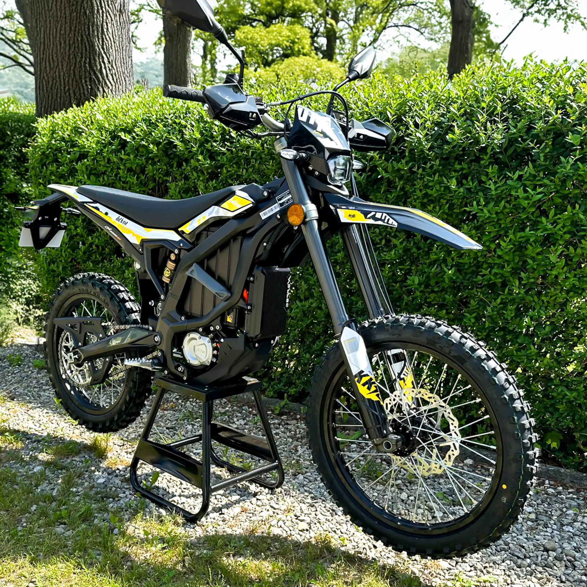 Sur-Ron Ultra Bee T & R Road Legal Sur-Ron Ultra Bee T & R Road Legal – Ultimate MODS Edition (Performance Upgrade)